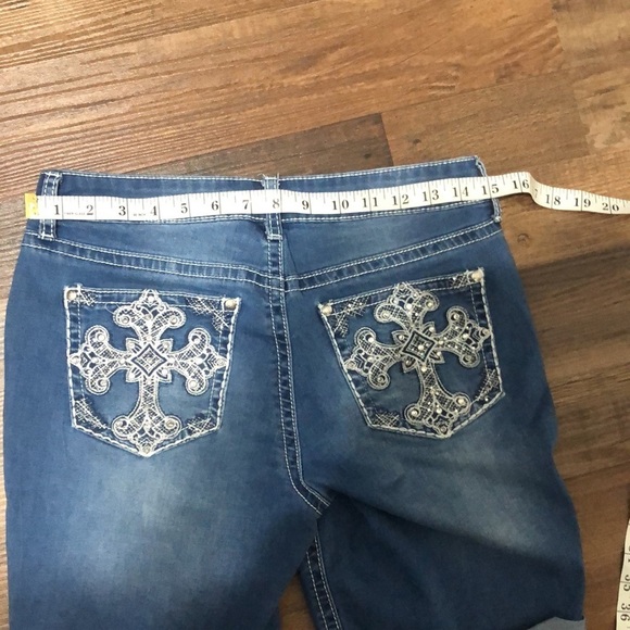 A.n.a A New Approach blue Jean shorts - Picture 6 of 10